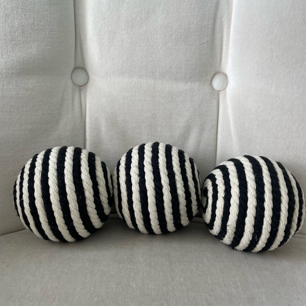 Striped Black and Cream Decorative “Seagrass” Balls